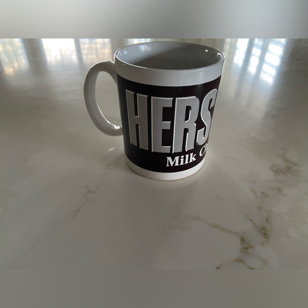 HERSHEY'S Black and White Coffee Mug